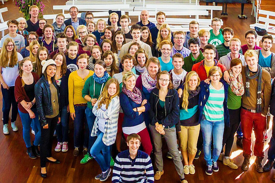 Jugendarbeit der Evangelischen Brüder-Unität Jugendarbeit der Evangelischen Brüder-Unität