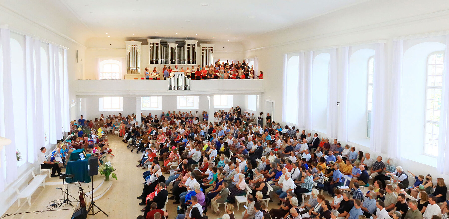 Herrnhut_Kirchensaal_Predigtversammlung